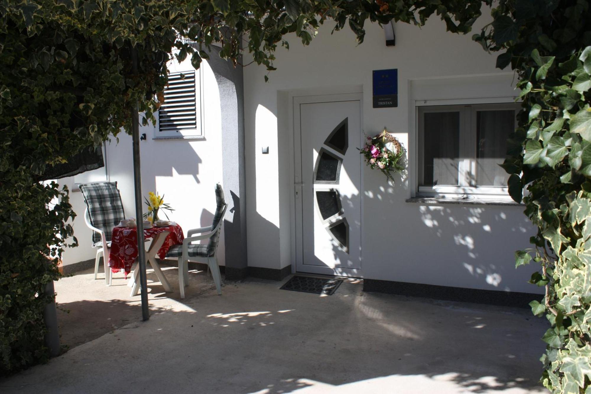 זאדאר Studio Apartman Tristan מראה חיצוני תמונה
