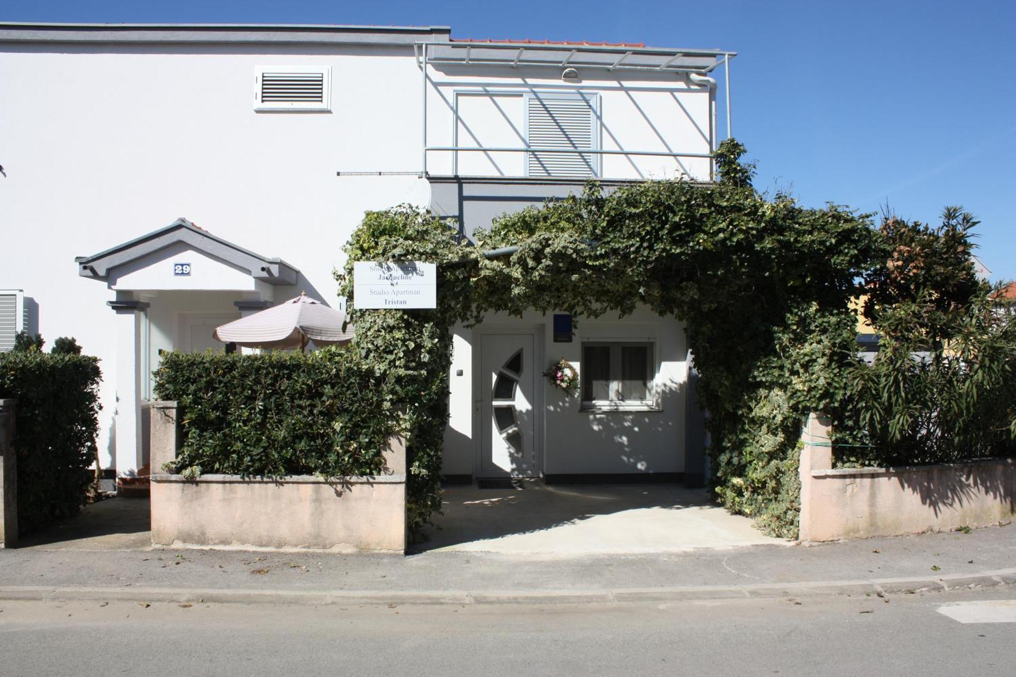 זאדאר Studio Apartman Tristan מראה חיצוני תמונה